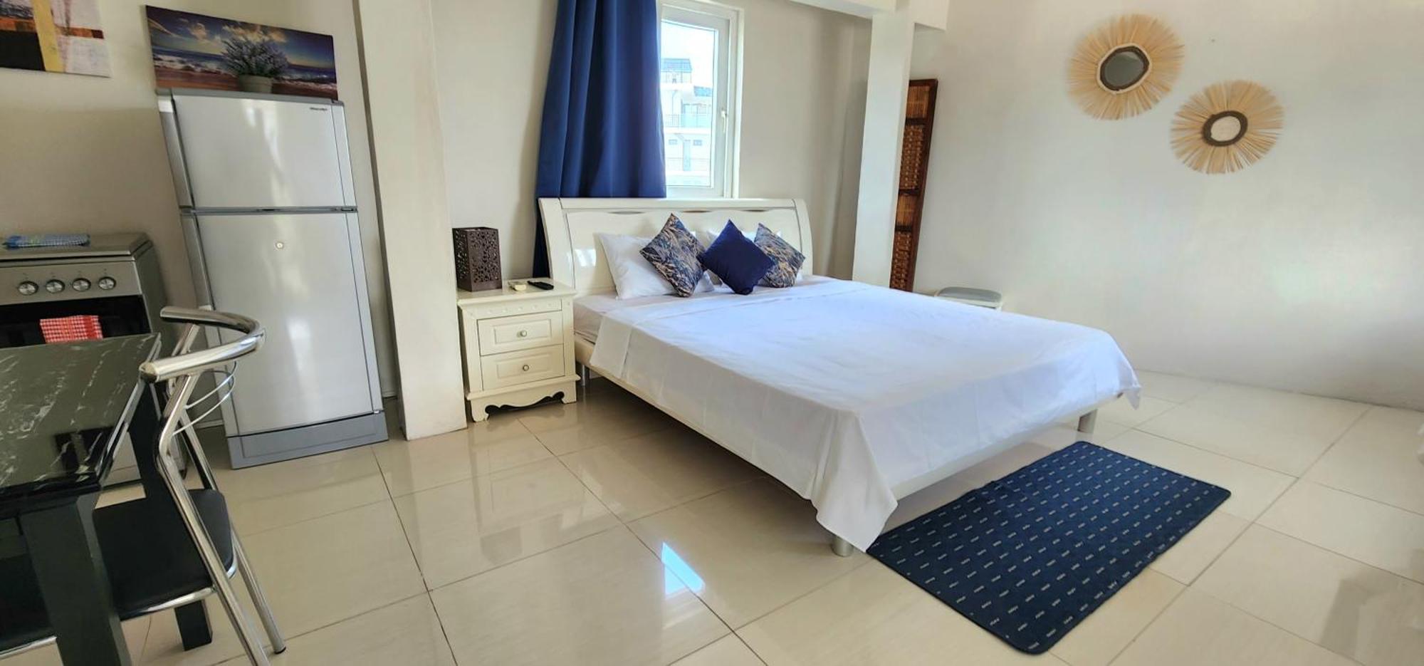Lovely Studio Apartment With Views Of The Lagoon. Grand Baie Exterior photo